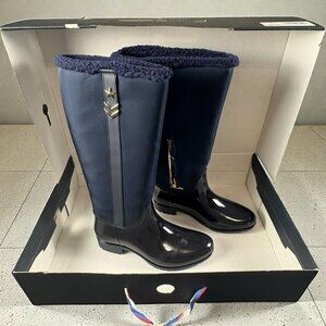Tommy Hilfiger TWF0UR2 Rain Boots Women 8M Dark Blue Fabric New in Box
